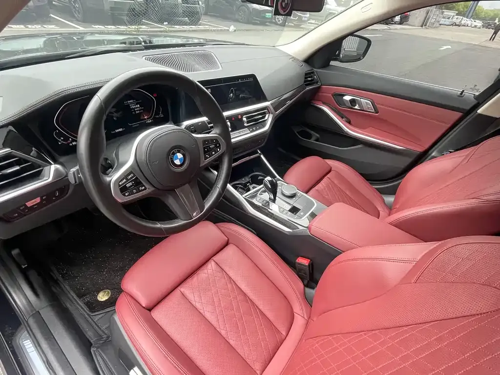 BMW 3 Series 2021 из CN, фото 3