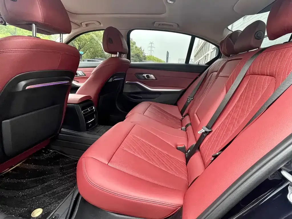 BMW 3 Series 2021 из CN, фото 7