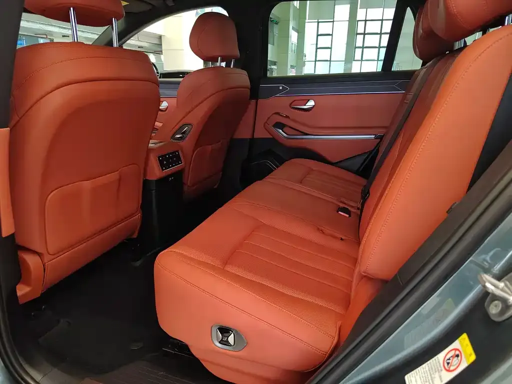 BYD Tang L 2025 из CN, фото 5