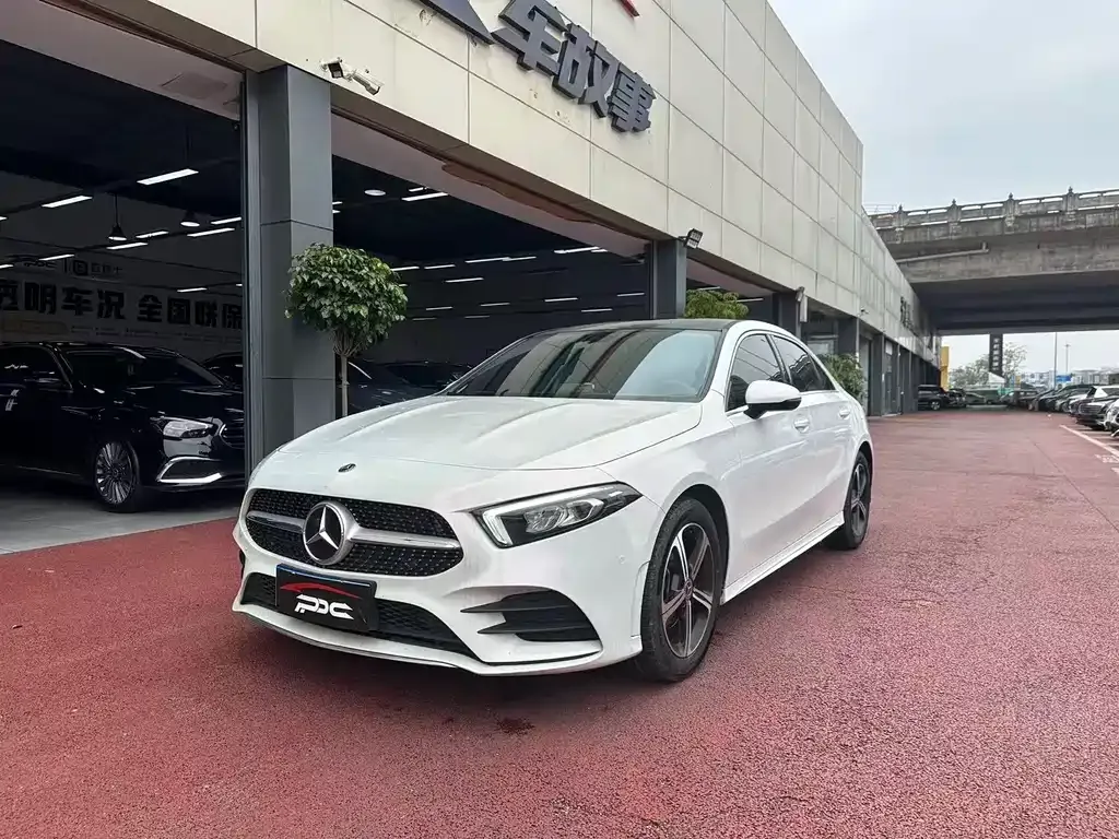 Mercedes-Benz A-Class — фото 1