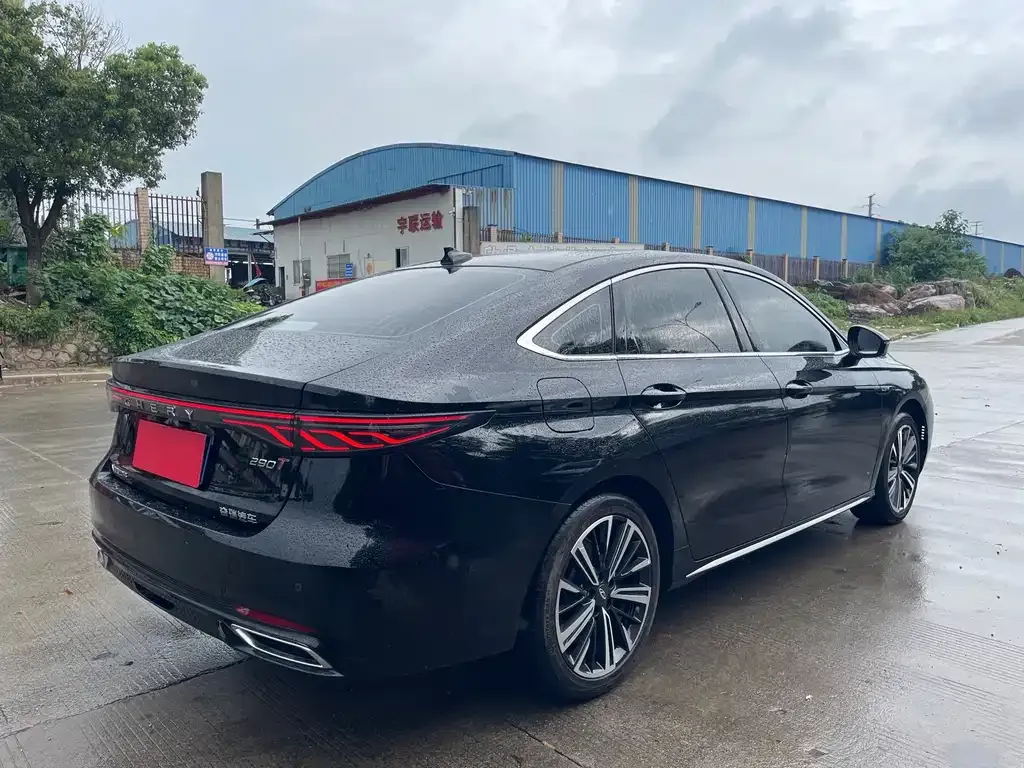 Chery Arrizo 8 PRO — фото 3