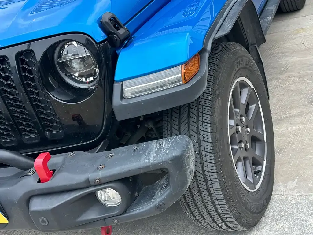 Jeep Gladiator 2023 из CN, фото 4
