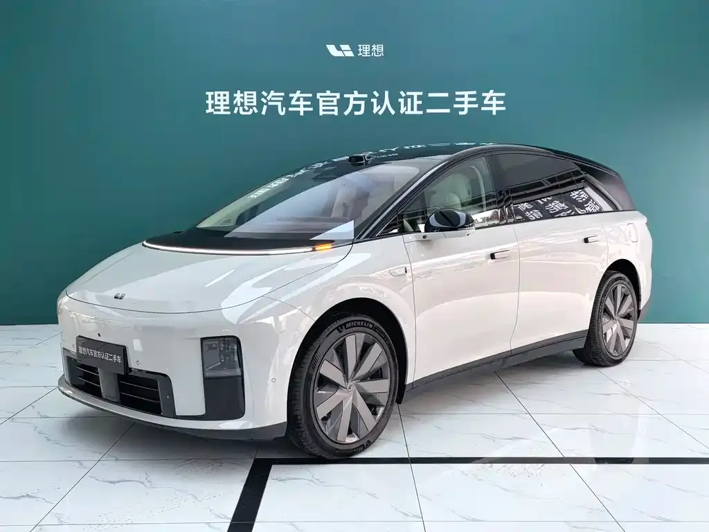 Li Auto i8