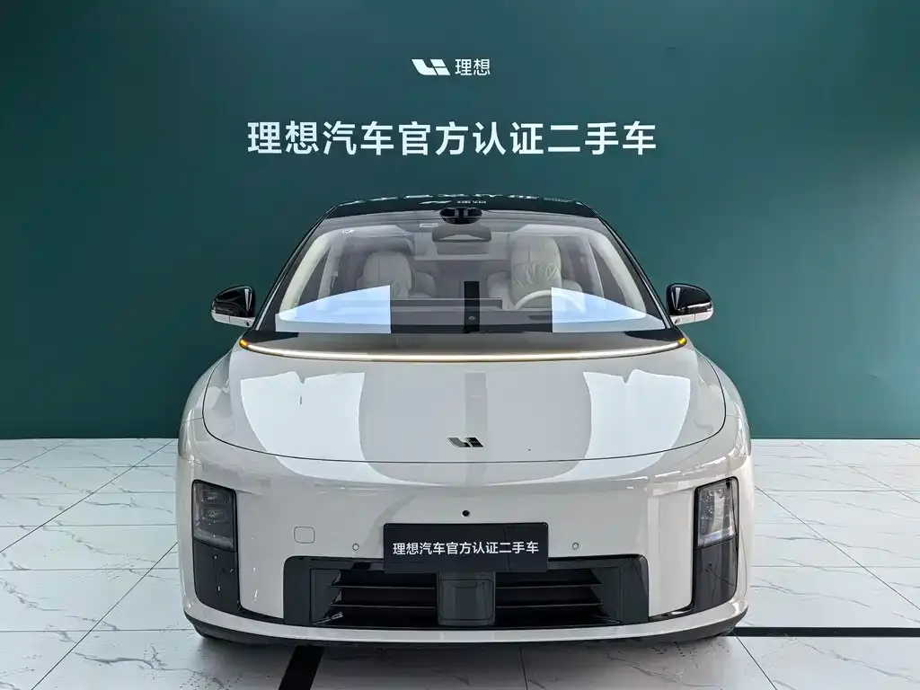 Li Auto i8 2025 из CN, фото 3