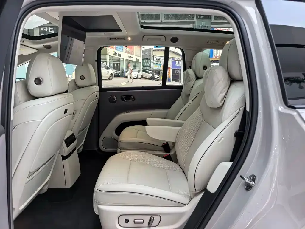Li Auto i8 2025 из CN, фото 8