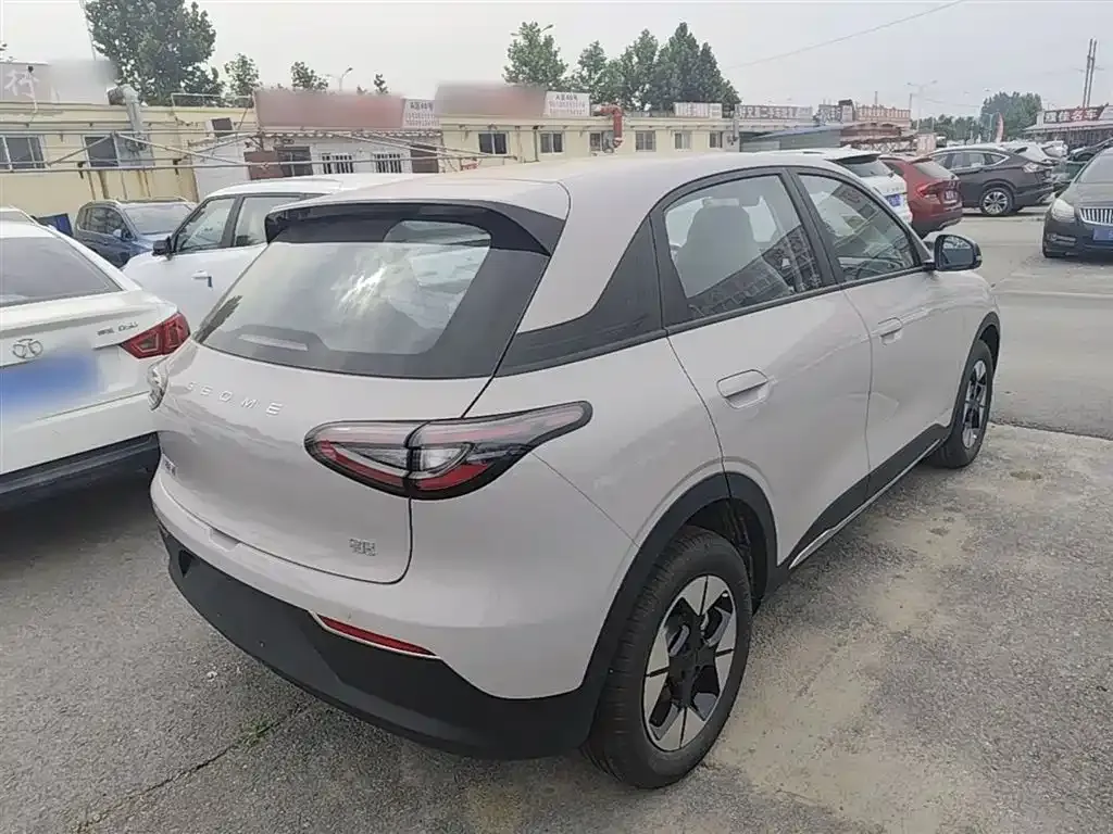 Geely Starburst — фото 4