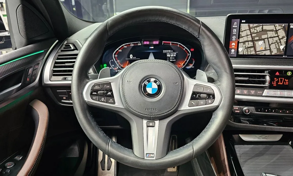 BMW X4 2022 из KR, фото 8