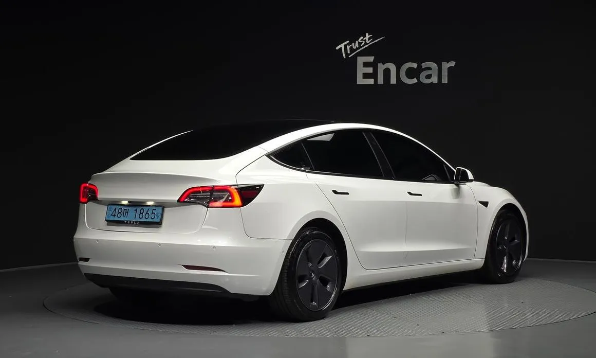 Tesla Model 3 2022 из KR, фото 4