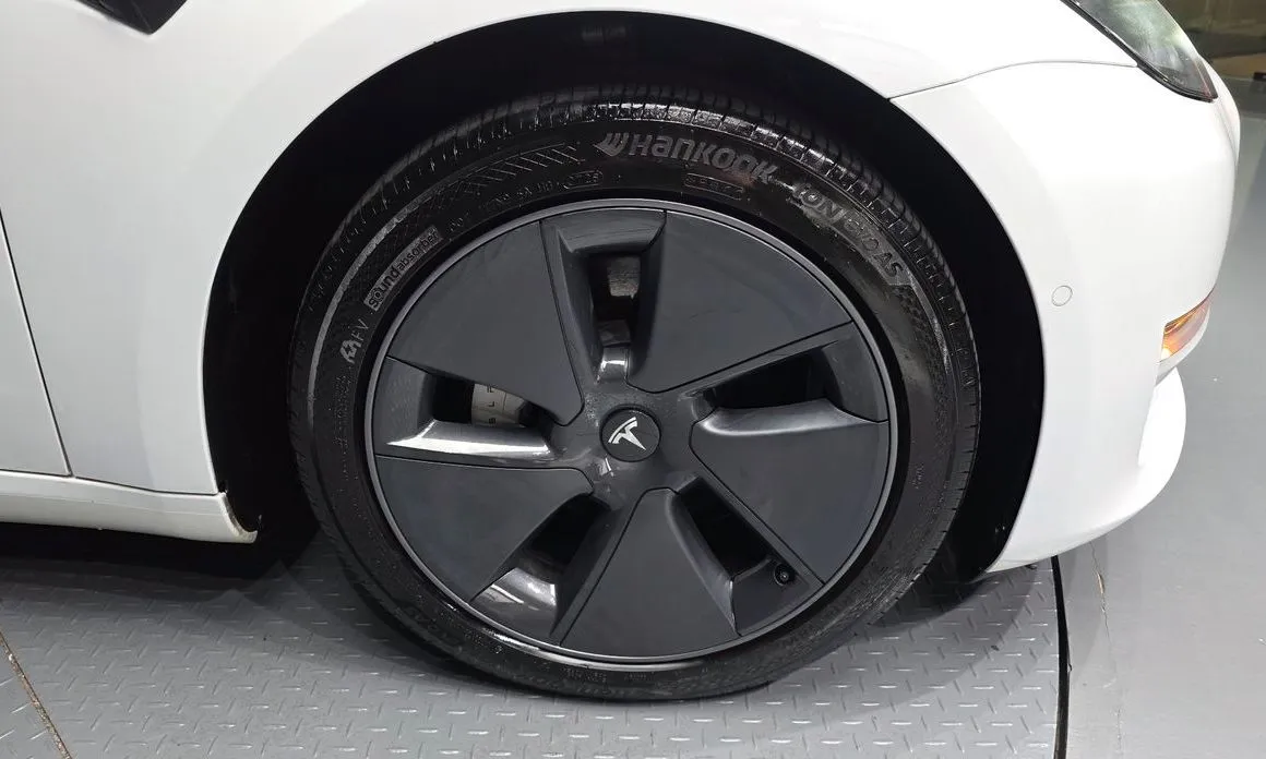 Tesla Model 3 2022 из KR, фото 7