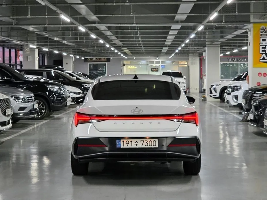 Hyundai AVANTE 2024 из KR, фото 4