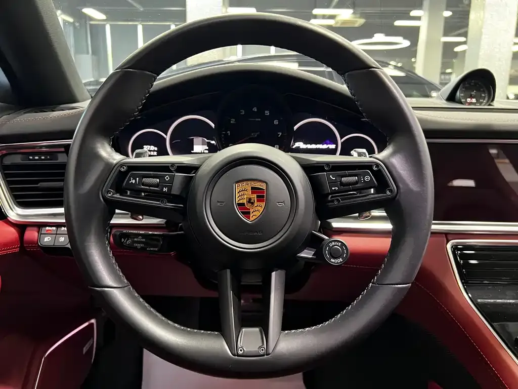 Porsche Panamera — фото 4