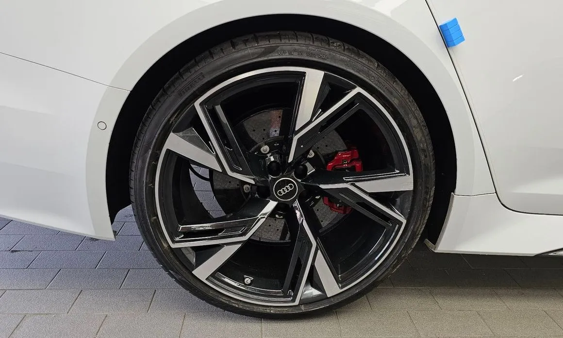 Audi RS6 2023 из KR, фото 9