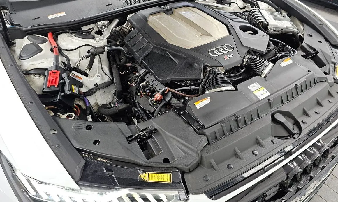 Audi RS6 2023 из KR, фото 6