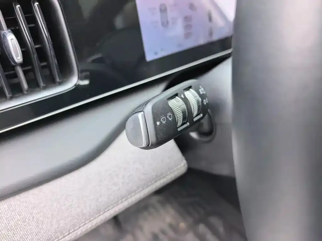 BYD Hiace 05 EV — фото 10