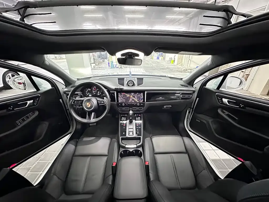 Porsche Macan — фото 8