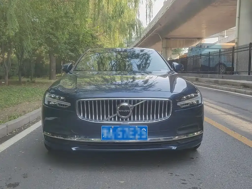 Volvo S90 — фото 9