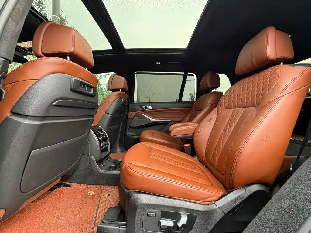 BMW X7 2022 из CN, фото 3