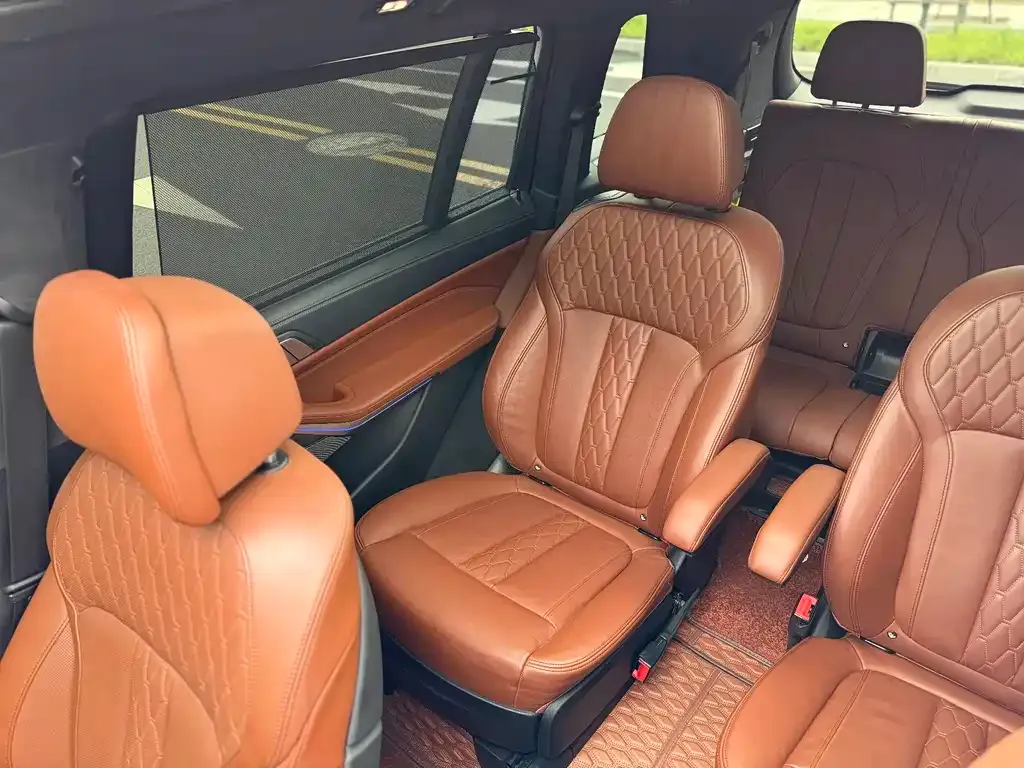 BMW X7 2022 из CN, фото 2