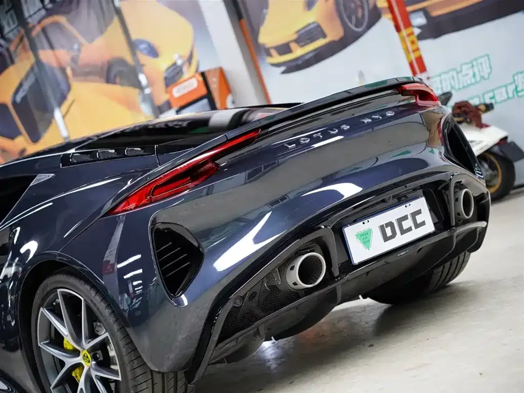 Lotus Emira 2025 из CN, фото 3