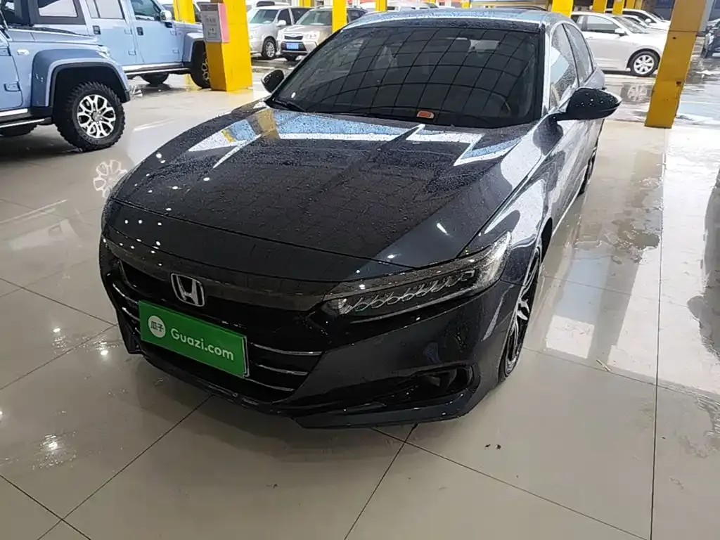 Honda Accord — фото 9