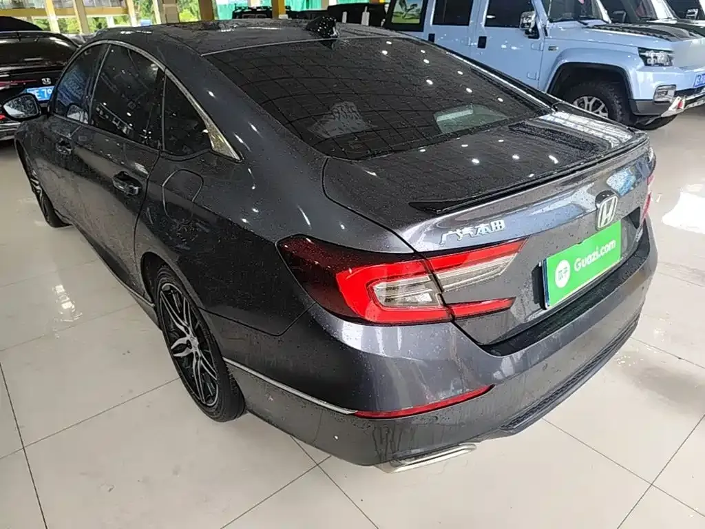 Honda Accord — фото 5