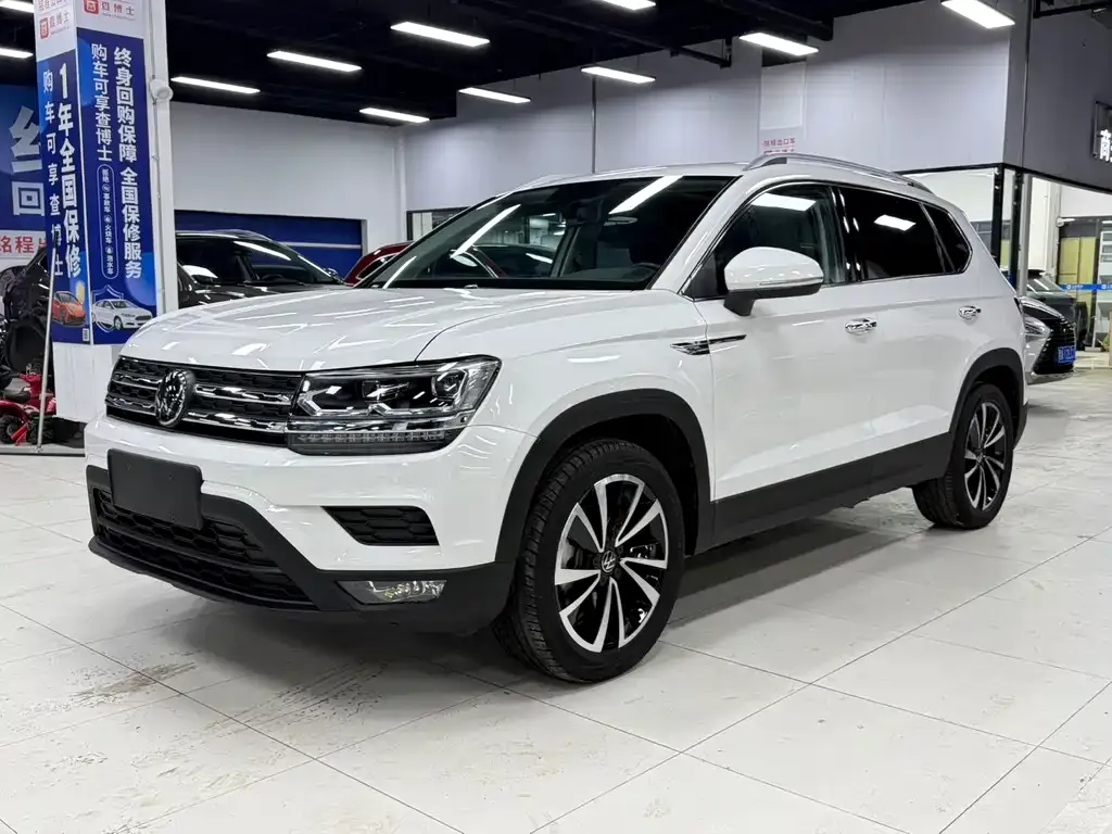 Volkswagen Tharu — фото 1