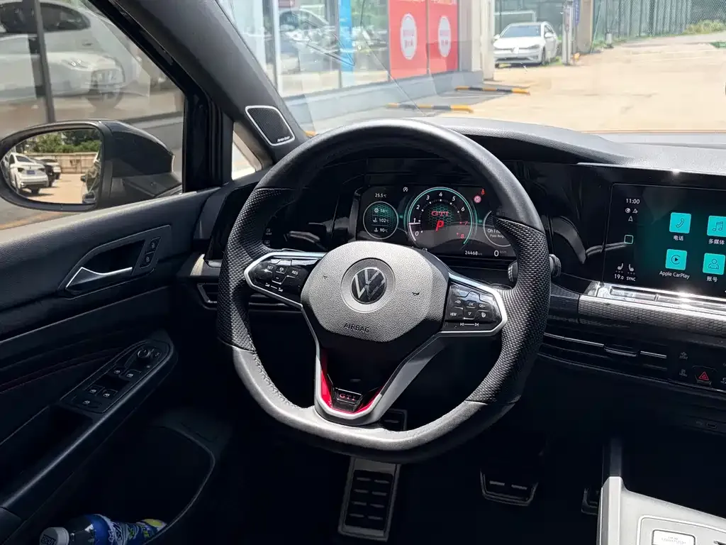 Volkswagen Golf GTI — фото 4