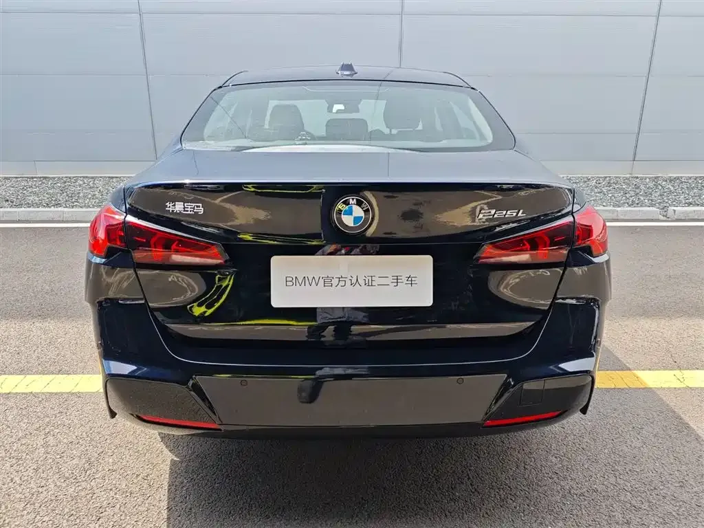 BMW 2 Series 2025 из CN, фото 4