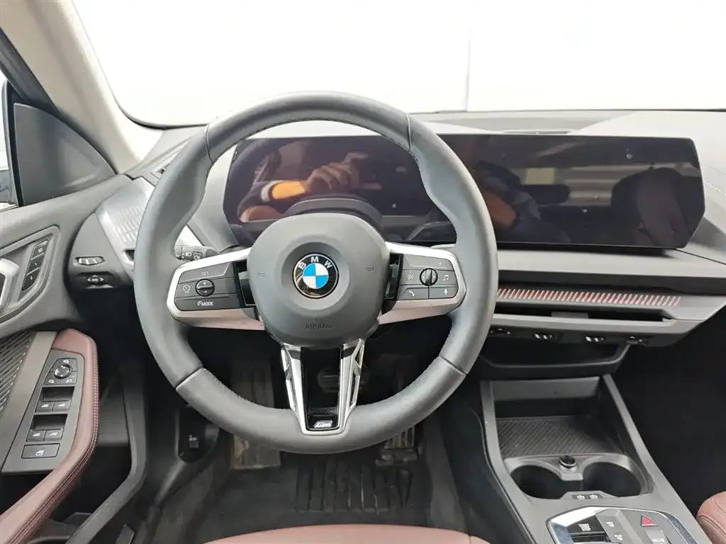 BMW 2 Series 2025 из CN, фото 3