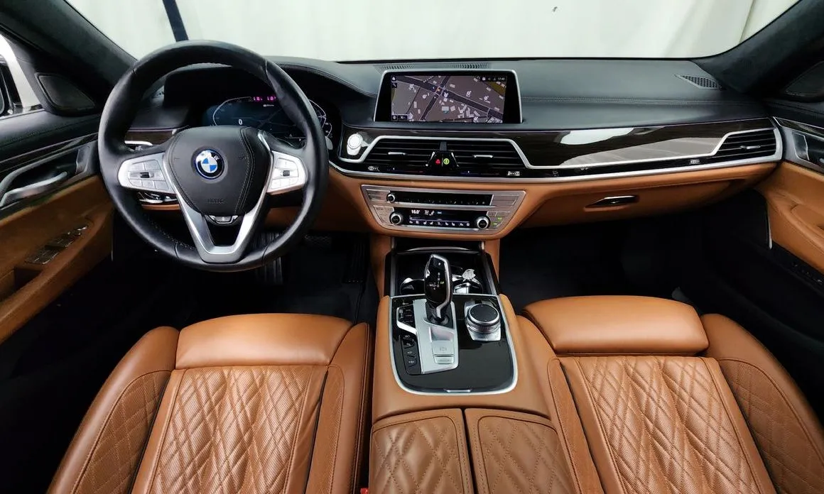 BMW 7-Series 2022 из KR, фото 8