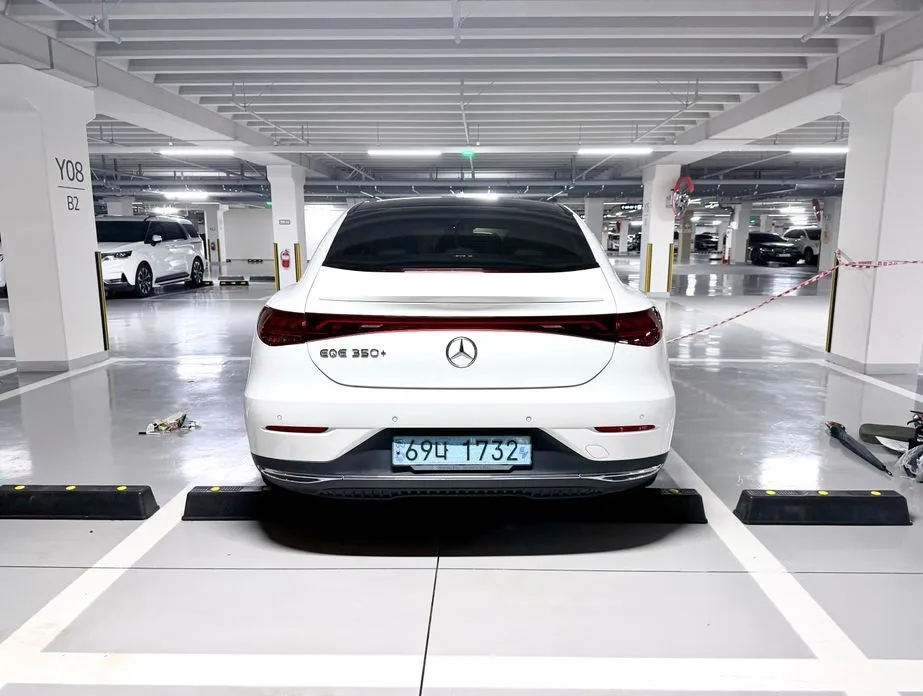 Mercedes-Benz EQE 2023 из KR, фото 4