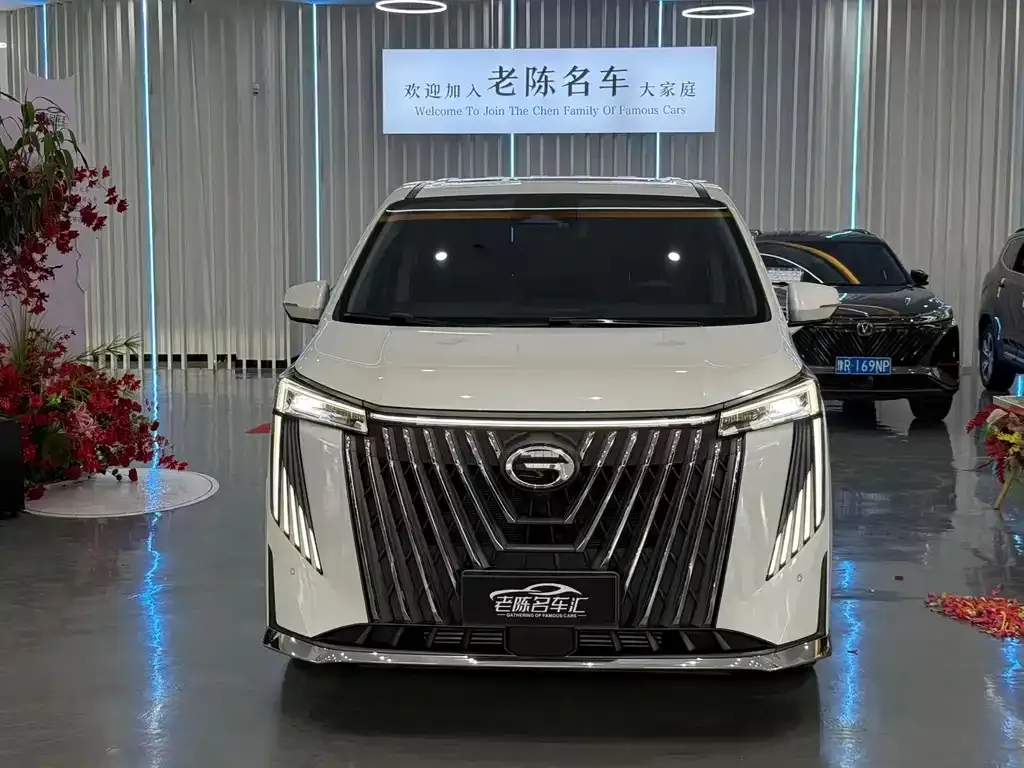 GAC Motor Trumpchi M8 — фото 2