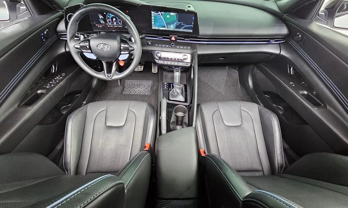 Hyundai AVANTE 2023 из KR, фото 4