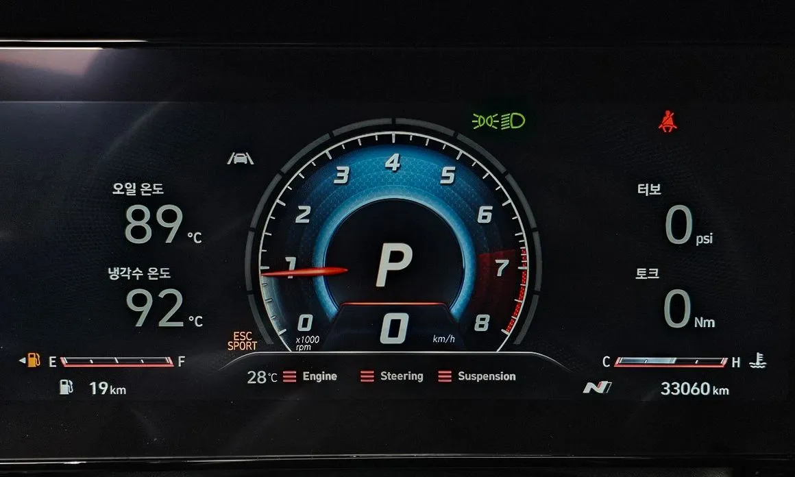 Hyundai AVANTE 2023 из KR, фото 3