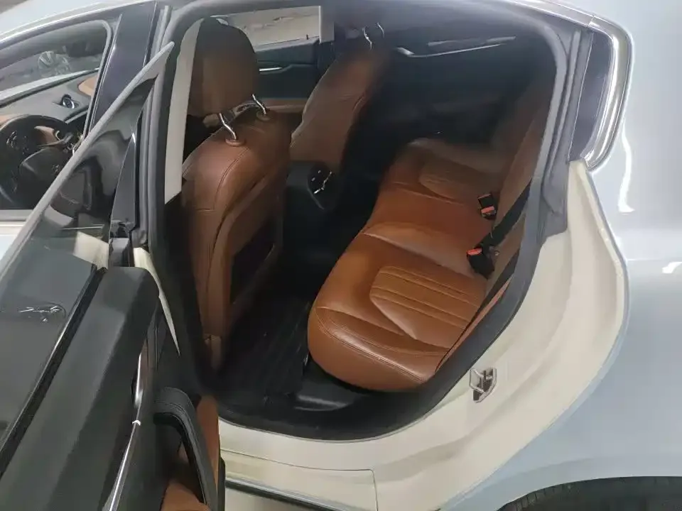 Maserati Ghibli 2021 из CN, фото 2