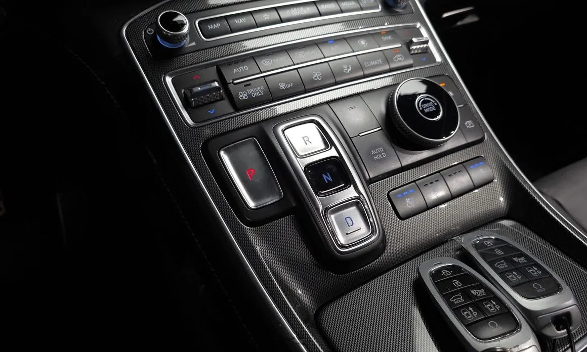 Hyundai Santafe — фото 3