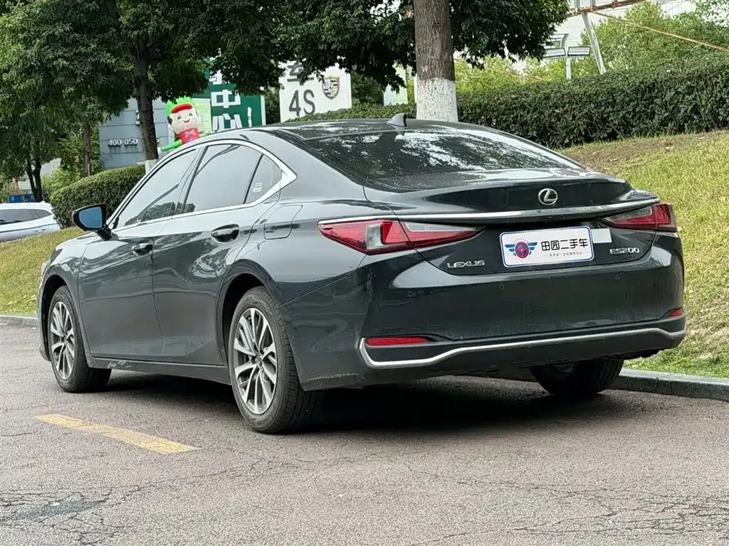 Lexus ES — фото 6