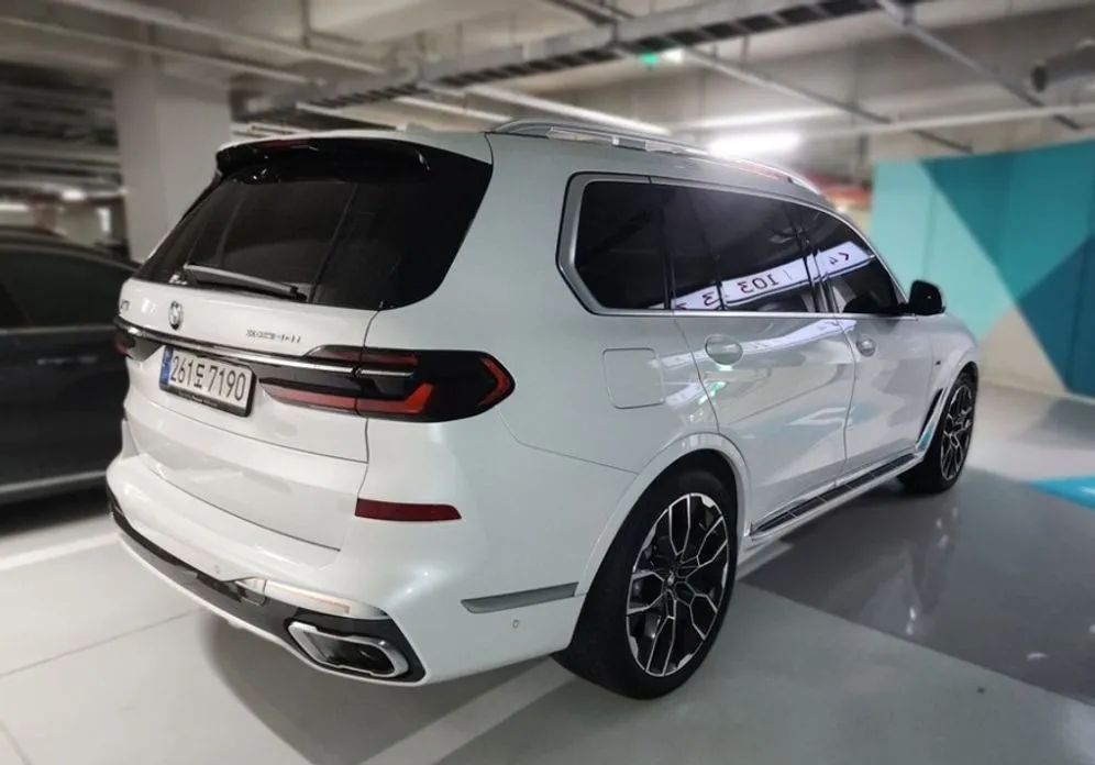 BMW X7 — фото 2