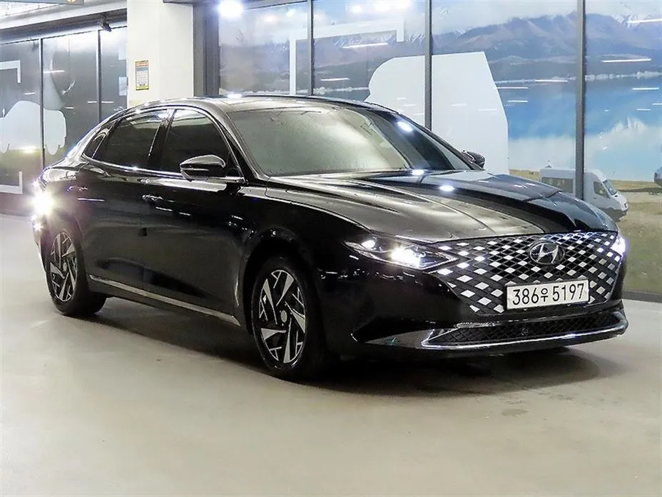 Hyundai Grandeur 2022 из KR, фото 1