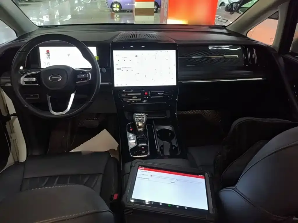 GAC Motor Trumpchi M8 — фото 10