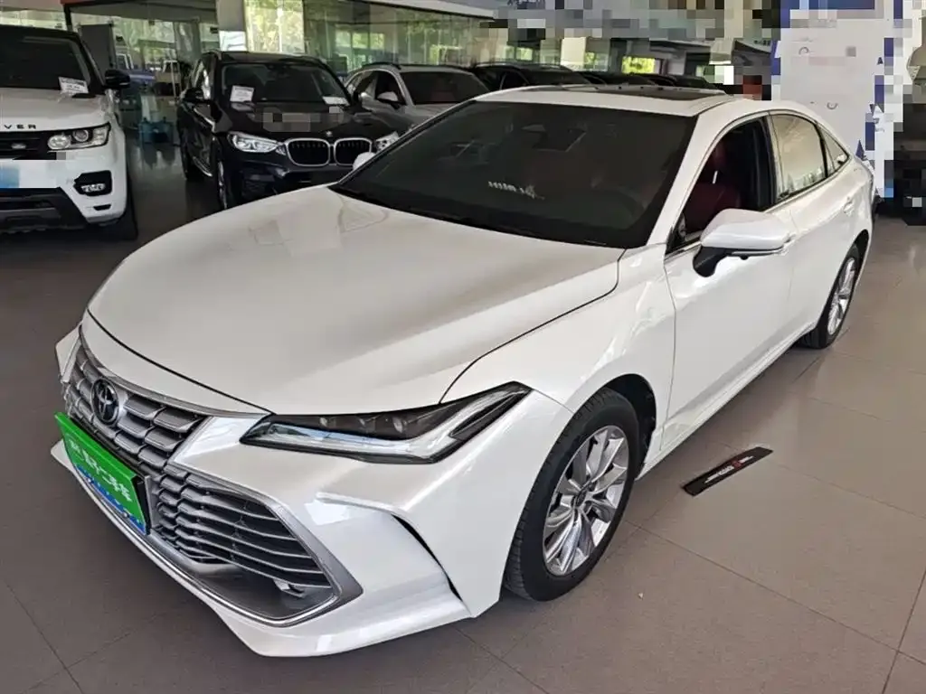 Toyota Avalon — фото 10