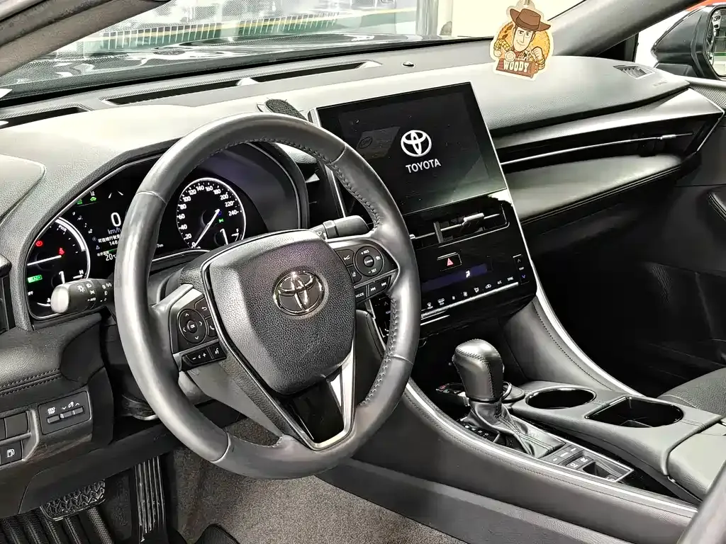 Toyota Avalon — фото 8