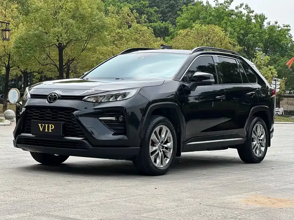 Toyota Wildlander — фото 1