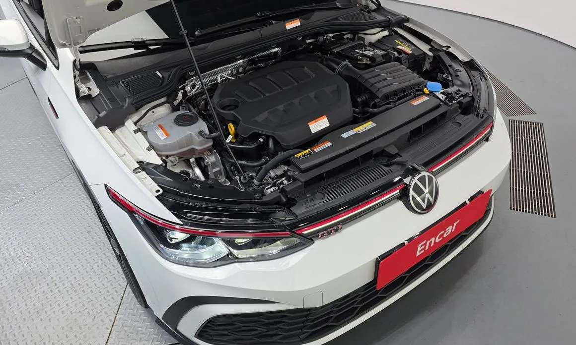 Volkswagen Golf 2024 из KR, фото 6