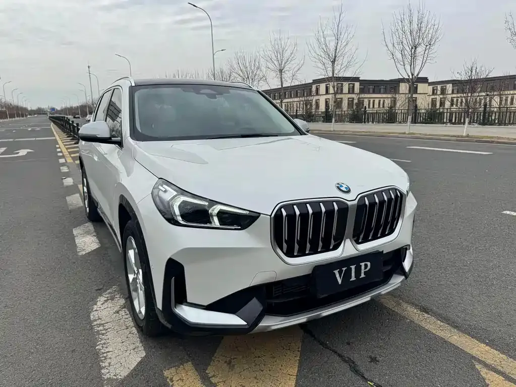 BMW X1 — фото 4
