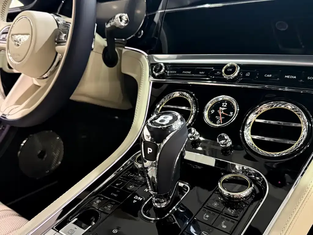 Bentley Continental — фото 7