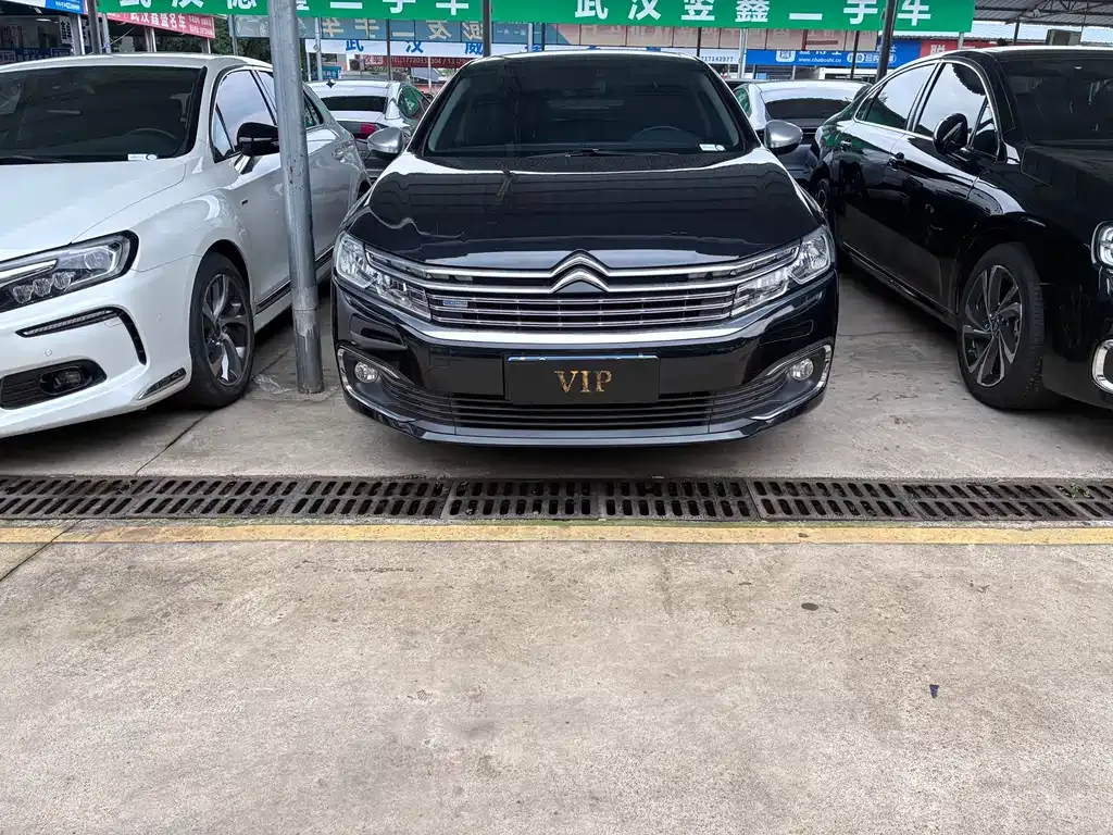 Citroen C6
