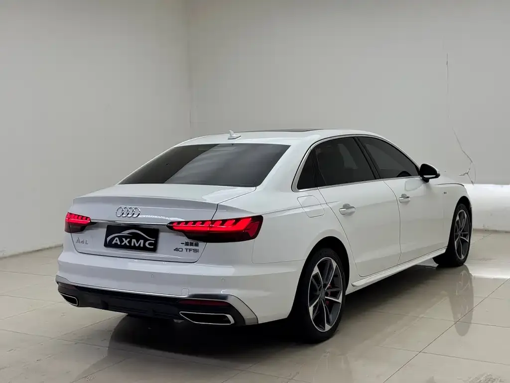 Audi A4L — фото 5
