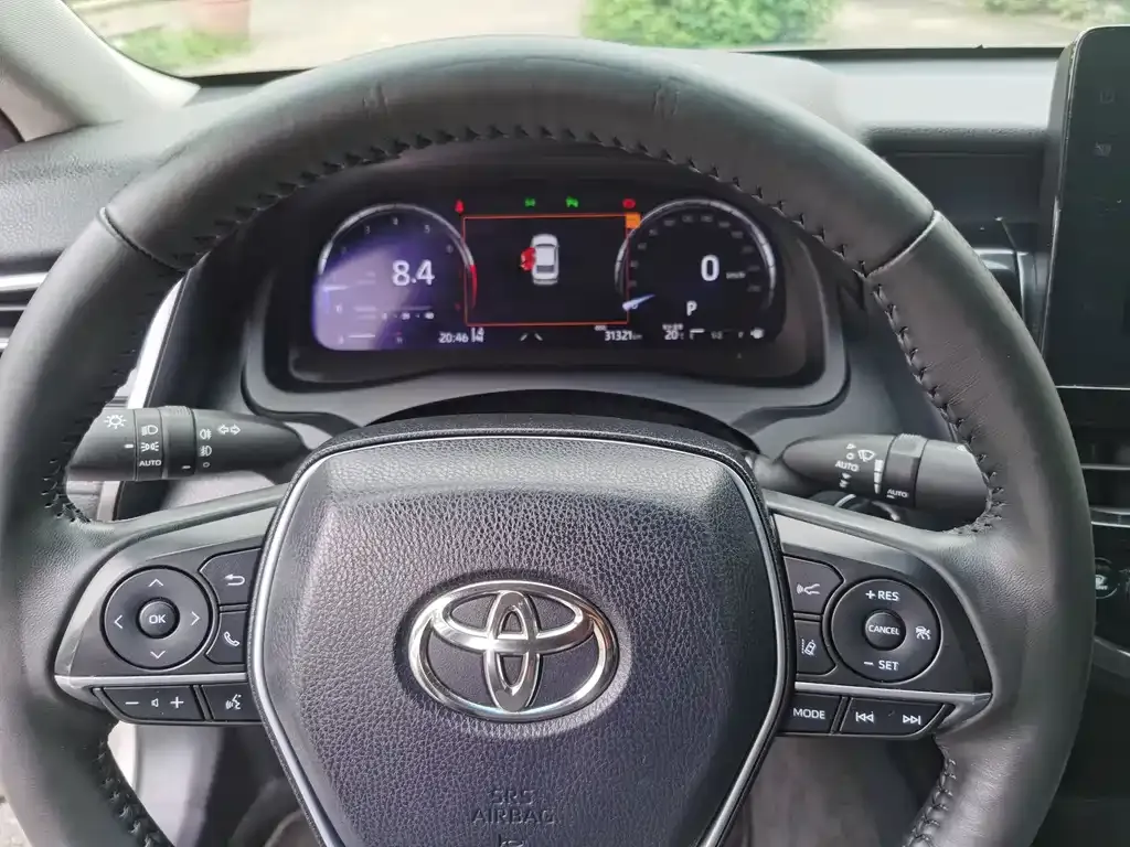 Toyota Camry 2023 из CN, фото 4