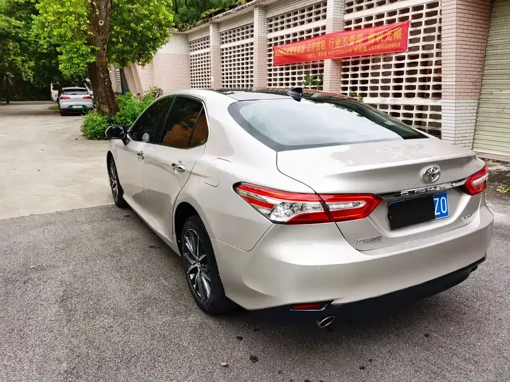 Toyota Camry 2023 из CN, фото 9